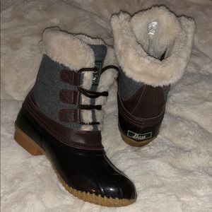 Bass winter duck boot